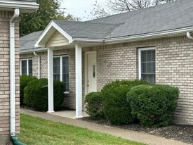 434 Miller St, Unit 434 in Madison, IN - Building Photo