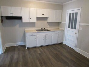 451 Robney Dr in Sumter, SC - Building Photo - Building Photo