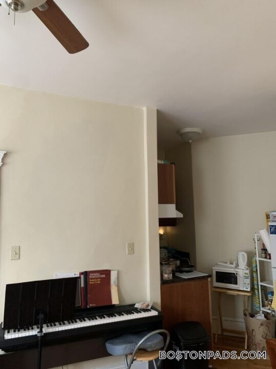 38 Hemenway St in Boston, MA - Building Photo