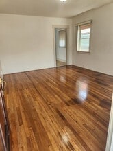 612 Coronado Ave in Long Beach, CA - Foto de edificio - Building Photo