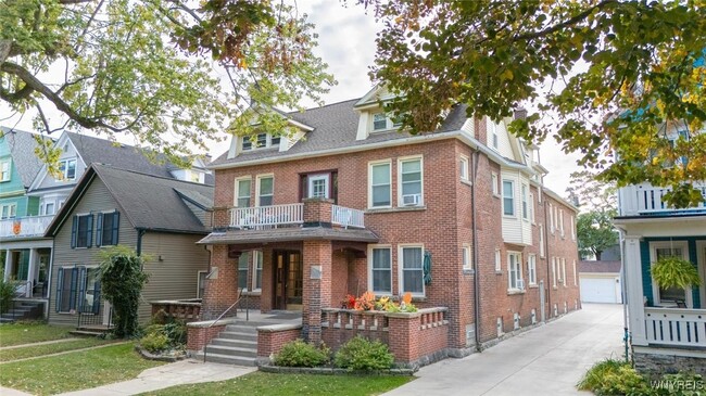 property at 114 Ashland Ave