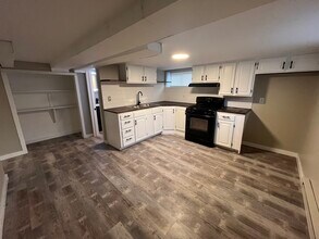 800 Avenue B in Rochelle, IL - Building Photo - Building Photo