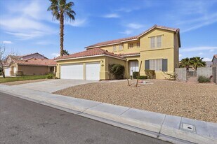 920 Stable Glen Dr in North Las Vegas, NV - Building Photo