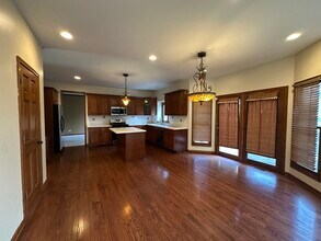 1937 Yukon Dr in Bolingbrook, IL - Building Photo - Building Photo