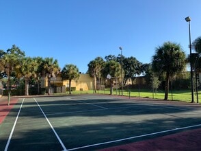 14413 Americana Cir in Tampa, FL - Building Photo - Building Photo