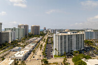 Coral Ridge Towers East in Fort Lauderdale, FL - Building Photo - Building Photo