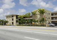 Bel House Apartments in North Miami, FL - Foto de edificio - Building Photo