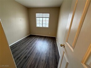 4241 Ivory Nut St in Las Vegas, NV - Building Photo - Building Photo