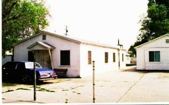 5954-5960 Ludell St in Bell Gardens, CA - Building Photo