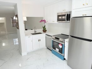 6726 SW 130th Pl, Unit 1403 in Miami, FL - Building Photo - Building Photo