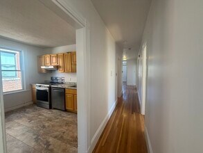 182 Harvard St in Cambridge, MA - Building Photo - Building Photo