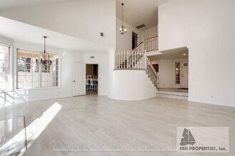 6126 Eaglecrest Dr in Huntington Beach, CA - Building Photo - Building Photo