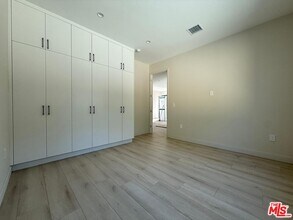 7342 Forbes Ave in Los Angeles, CA - Building Photo - Building Photo