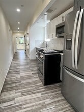 32-15 60th St in Queens, NY - Building Photo - Building Photo