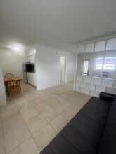 1017 SE 3rd St in Deerfield Beach, FL - Building Photo - Building Photo