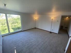 560 S 1200 E, Unit Unit 2 in Salt Lake City, UT - Building Photo