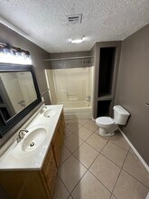 2422 SW Jefferson Ave in Lawton, OK - Building Photo - Building Photo