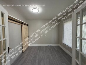 1228 E Meyers Ave in Hazel Park, MI - Building Photo - Building Photo