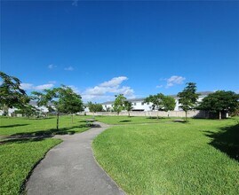 452 NW 12th Pl in Florida City, FL - Building Photo - Building Photo