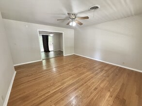 207 Casalinda Cir in Hot Springs, AR - Building Photo - Building Photo