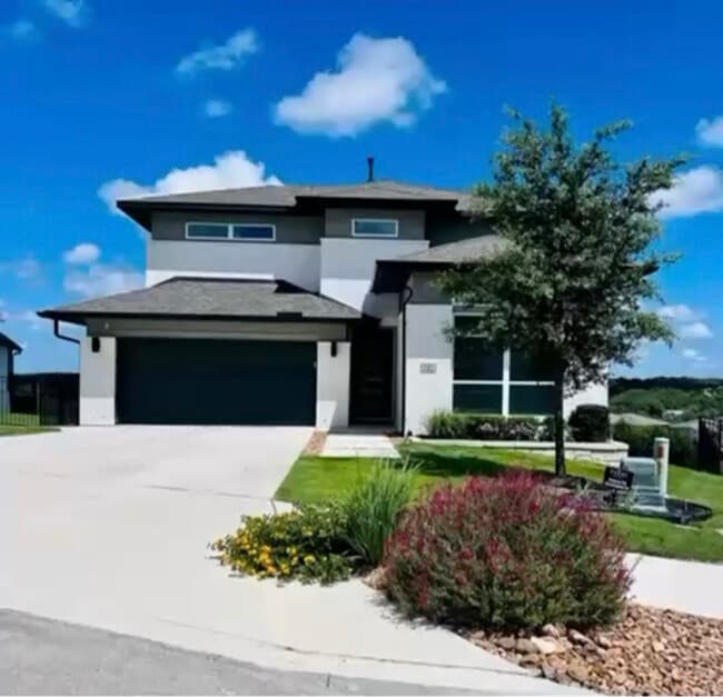 property at 272 Navarro