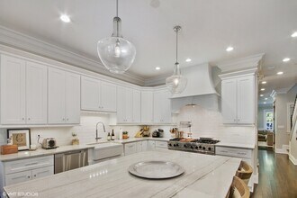 1729 N Marshfield Ave in Chicago, IL - Building Photo - Building Photo