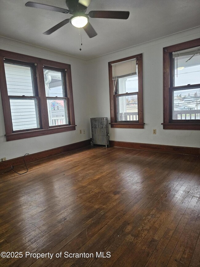property at 532 Alder St