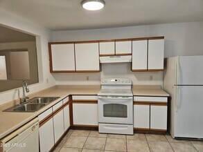 544 W Jardin Loop in Casa Grande, AZ - Building Photo - Building Photo