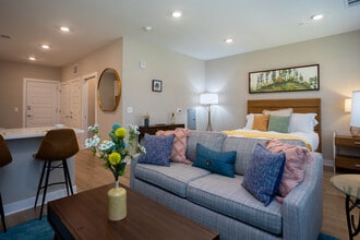 Mason in Charlotte, NC - Building Photo - Interior Photo