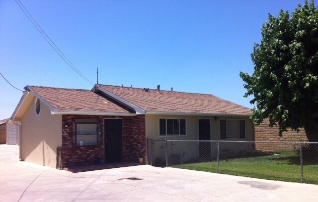 1993-1997 S Towne Ave in Pomona, CA - Building Photo