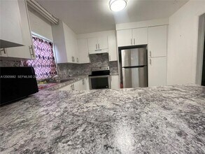 24940 SW 134th Ct in Homestead, FL - Foto de edificio - Building Photo