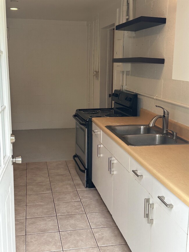 320 W 8th Ave in Tallahassee, FL - Building Photo - Building Photo