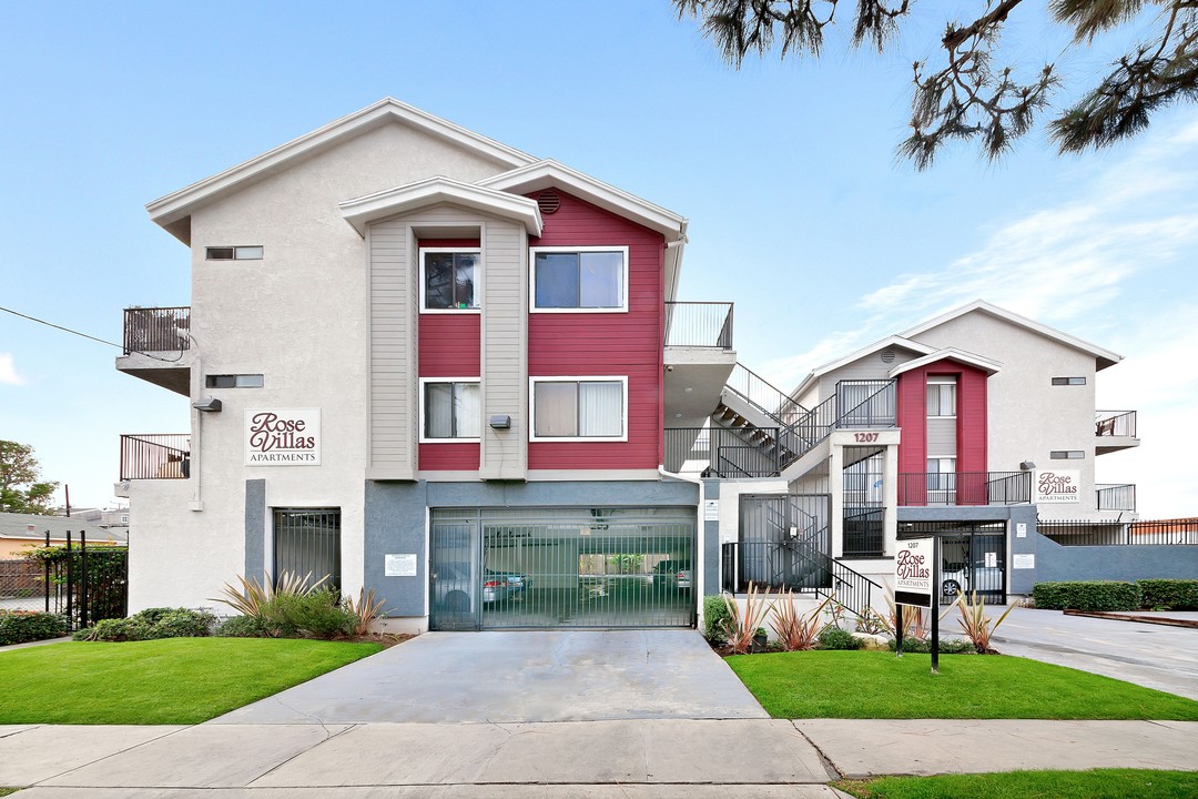 Rose Villas in Long Beach, CA - Building Photo