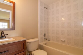 402 Bridgewater Ct in Kissimmee, FL - Building Photo - Building Photo