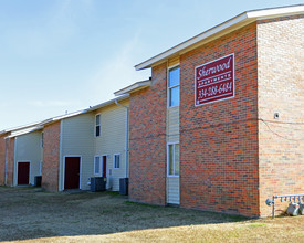 Sherwood Apartments in Montgomery, AL - Building Photo - Building Photo