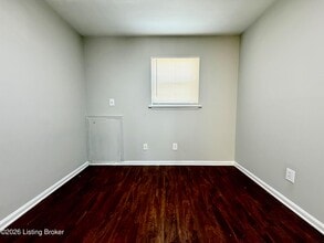 3705 Briarbridge Ln in Louisville, KY - Building Photo - Building Photo