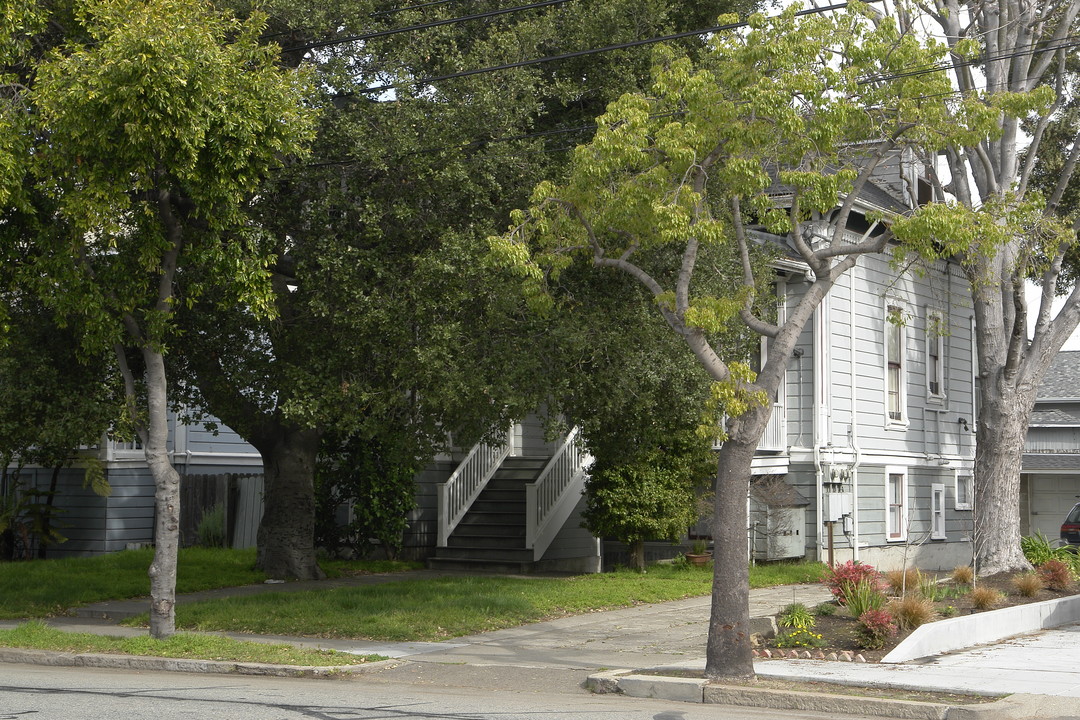 1605 Lincoln Ave in Alameda, CA - Foto de edificio