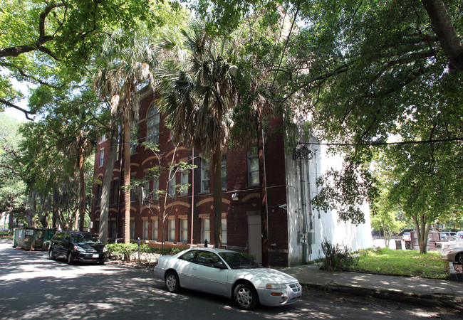 Pulaski House in Savannah, GA - Building Photo - Building Photo