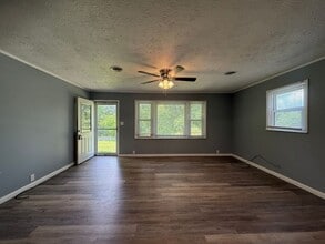 2655 Fodderstack Mountain Loop in Greeneville, TN - Building Photo - Building Photo
