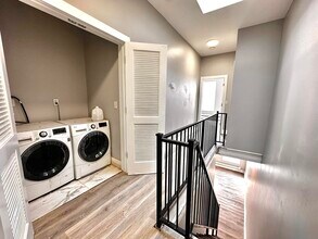 372 Forrest St in Jersey City, NJ - Building Photo - Building Photo