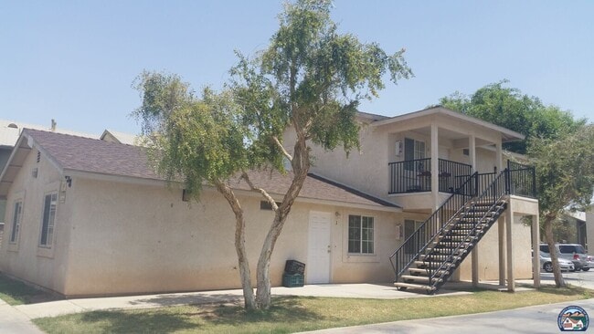 property at 638 N 3rd St