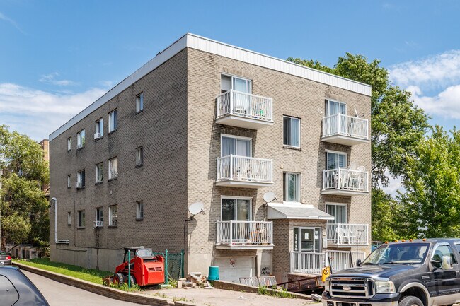 11895 Dulongpré Rue