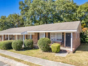 Linkwood Manor in Macon-Bibb, GA - Foto de edificio - Building Photo