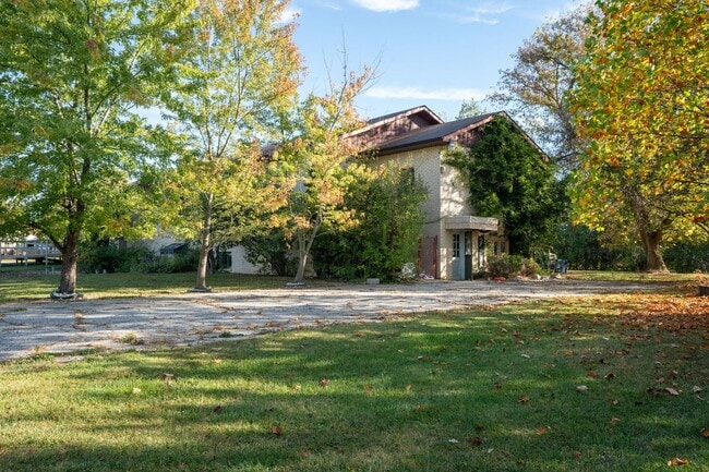 516 North St in Yale, MI - Building Photo - Building Photo