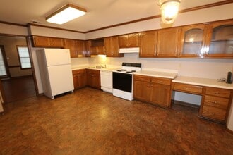 5300 Ross Rd in Memphis, TN - Building Photo - Building Photo