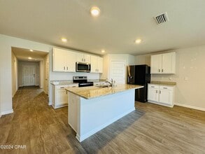 120 Tiller Dr in Callaway, FL - Building Photo - Building Photo