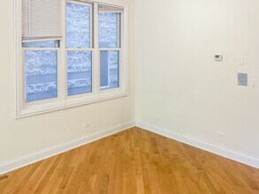 3247 N Seminary Ave, Unit 1A in Chicago, IL - Foto de edificio - Building Photo