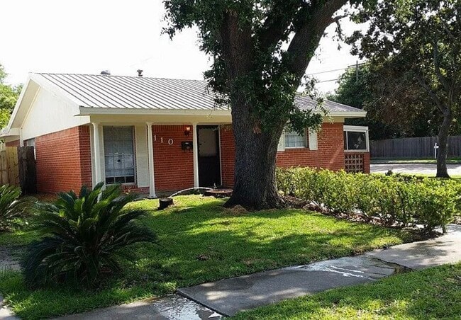 property at 1101 Ellen Dr