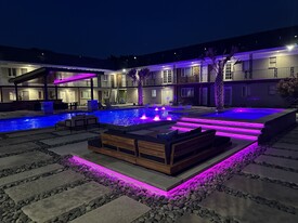 Courthouse Apartments in Dallas, TX - Building Photo