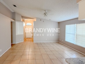 3314 Lake Tiny Cir in Orlando, FL - Building Photo - Building Photo